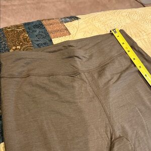 Women’s ultra light Base layer light brown. 85% merino 15% nylon